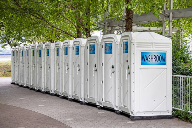 Portable Toilet Options We Offer in Warren, AR